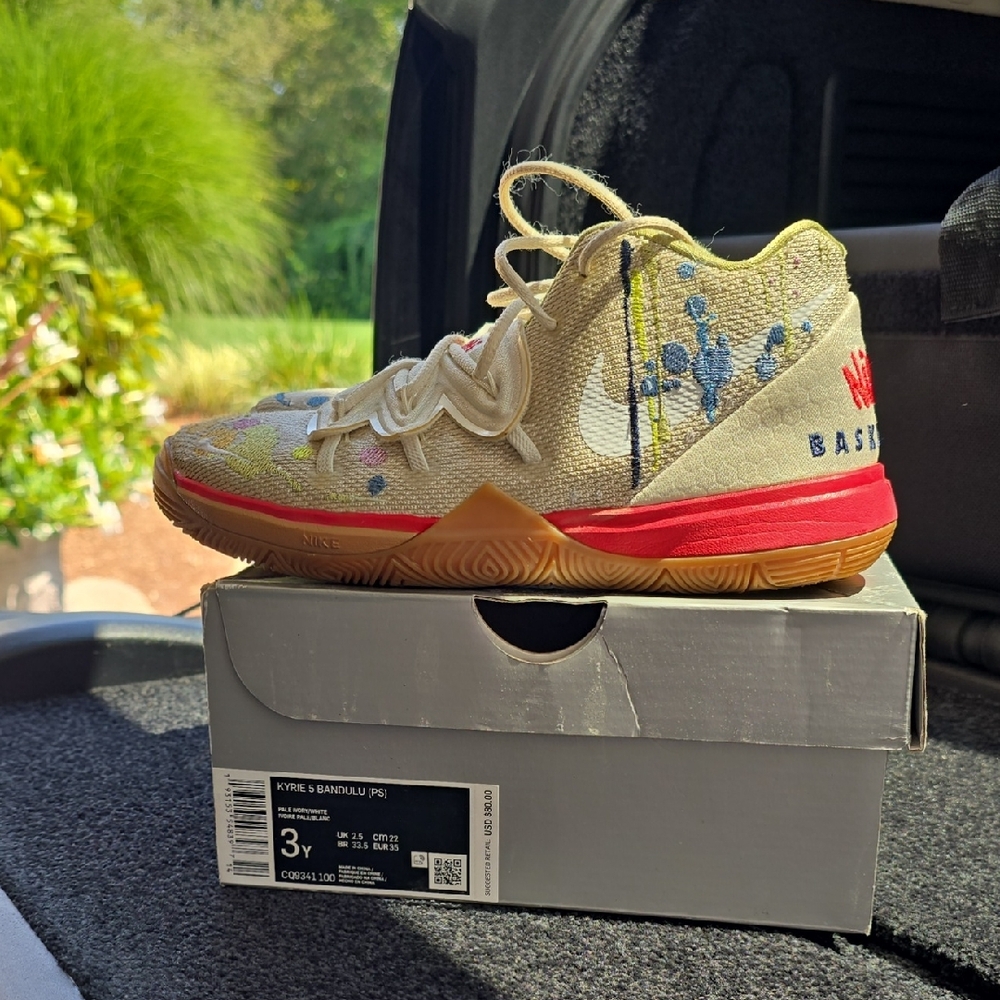 Nike Kids Kyrie 5 Sneakers - Cream and Red